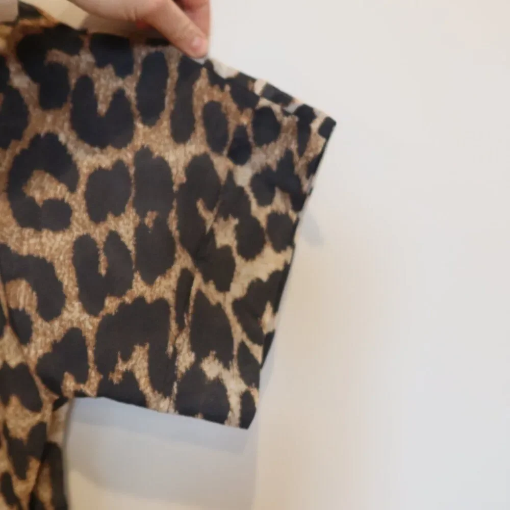 NWT GANNI leopard print top blouse short sleeve semisheer lightweight 36 breezy - Picture 6 of 16